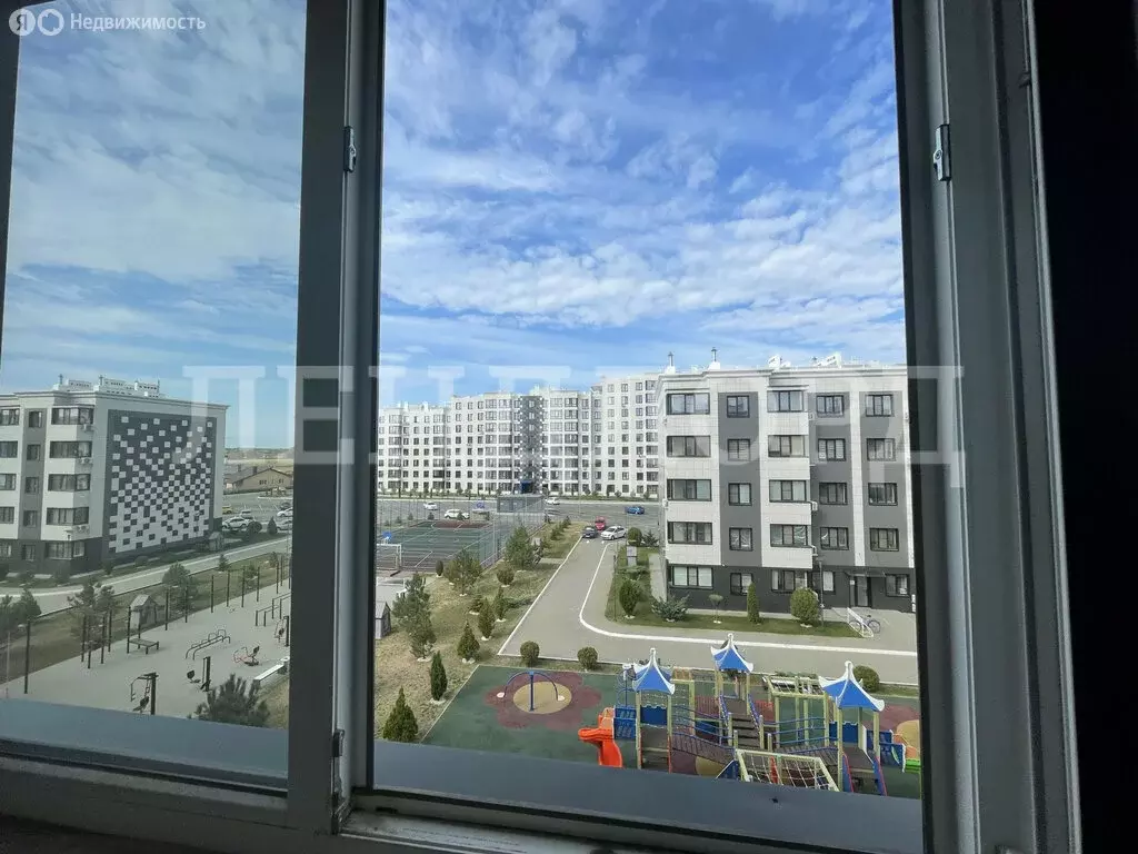 1-комнатная квартира: Батайск, Комсомольская улица, 127 (41.1 м) - Фото 0