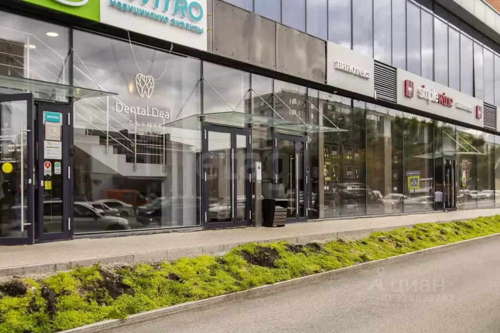 1-к кв. Тюменская область, Тюмень ул. 50 лет Октября, 4 (50.0 м) - Фото 2