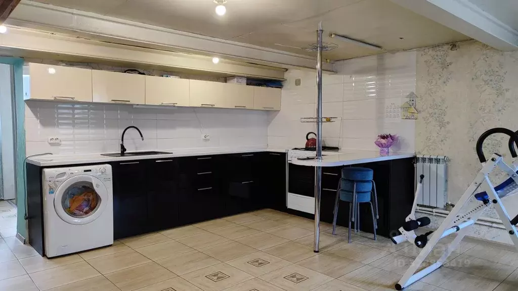 Дом в Удмуртия, Ижевск Инкубаторный пер., 6 (90 м) - Фото 1