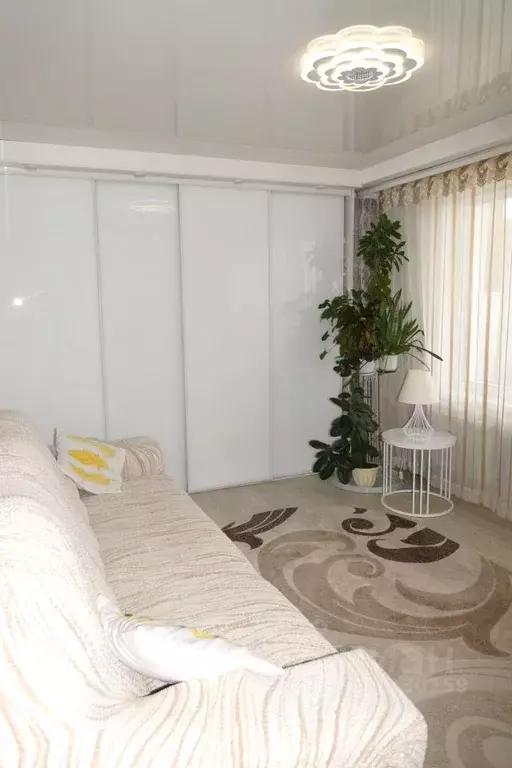 3-к кв. Красноярский край, Красноярск просп. Металлургов, 9А (58.4 м) - Фото 1