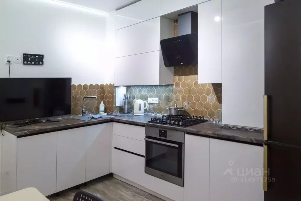 3-к кв. Костромская область, Кострома ул. Козуева, 80к2 (70.2 м) - Фото 0