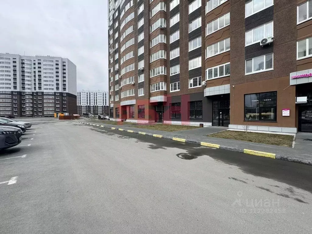 Помещение свободного назначения в Тюменская область, Тюмень ул. ... - Фото 2