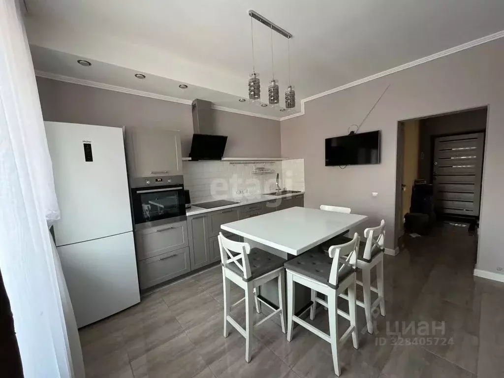 2-к кв. Амурская область, Благовещенск ул. Шевченко, 44 (68.4 м) - Фото 2