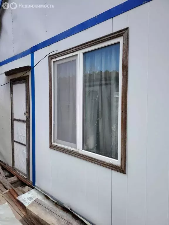 Дом в село Сосновка, улица Владивостокское шоссе (30 м) - Фото 1