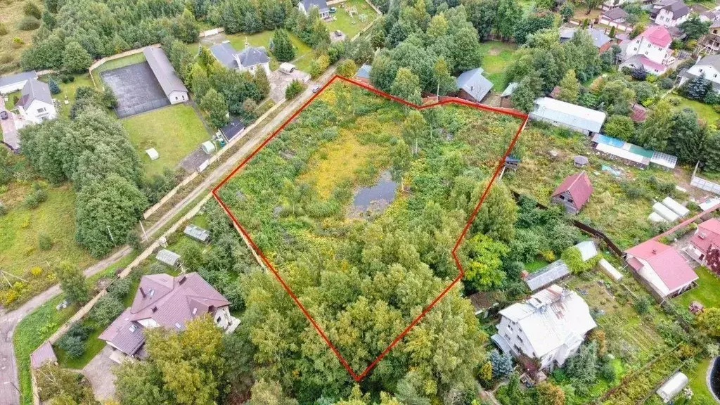 Участок в Ленинградская область, Всеволожск Румболовская ул. (45.0 ... - Фото 1