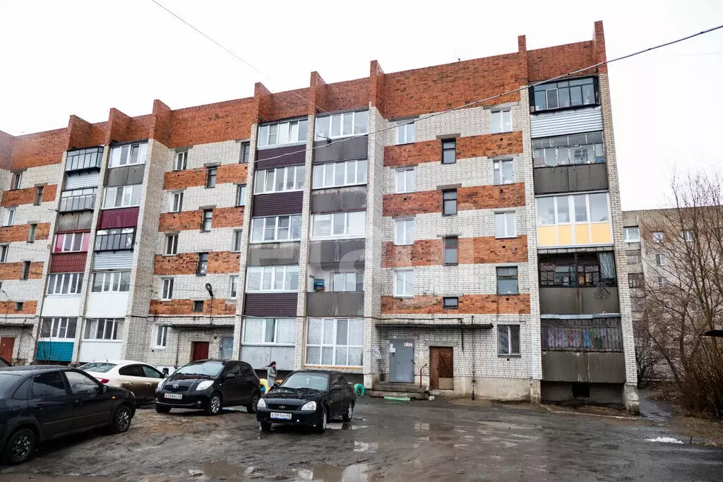 2-комнатная квартира: Курган, улица Макаренко, 95 (50 м) - Фото 1