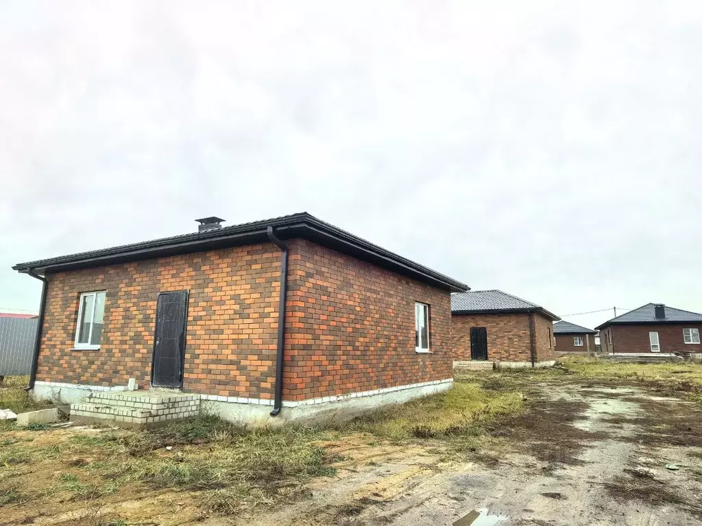 Дом в Воронежская область, Семилукский район, с. Девица Кольцовская ... - Фото 1