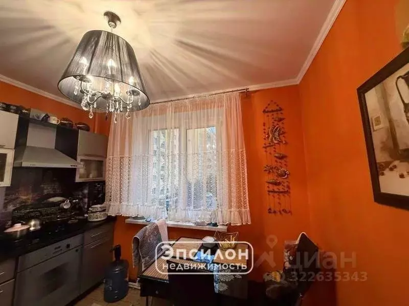 2-к кв. Курская область, Курск просп. Хрущева, 32 (58.2 м) - Фото 1