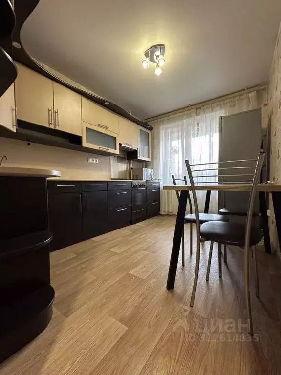 1-к кв. Псковская область, Псков Рижский просп., 74а (39.0 м) - Фото 1