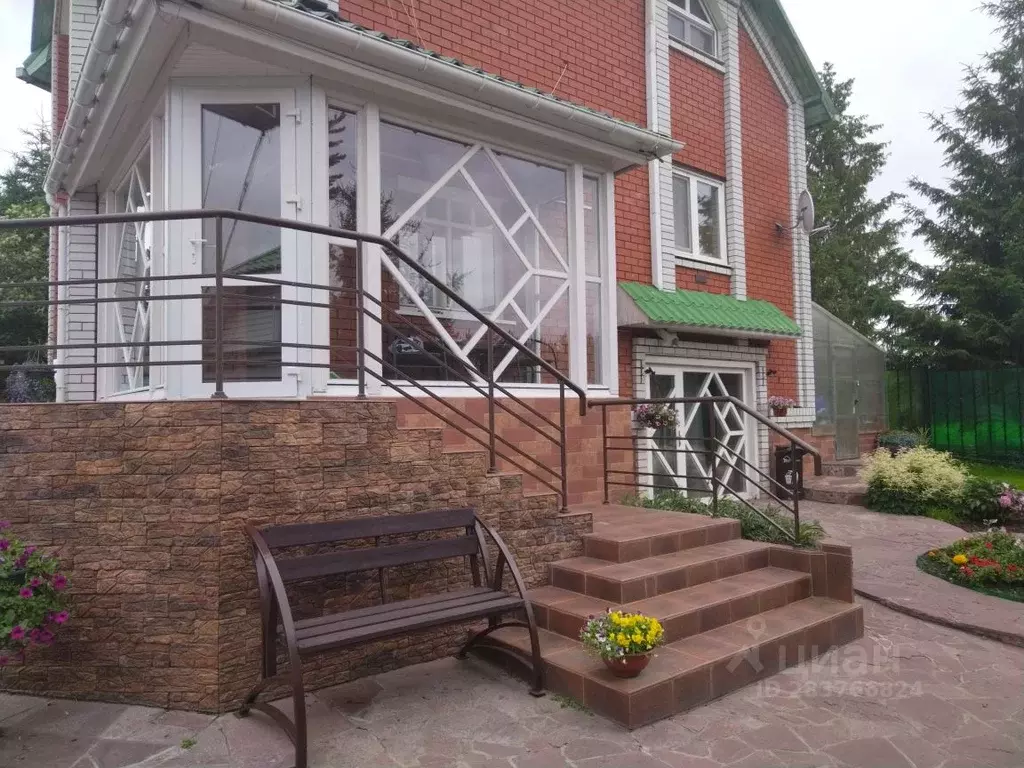 Коттедж в Омская область, Омский район муниципальный округ, с. ... - Фото 1