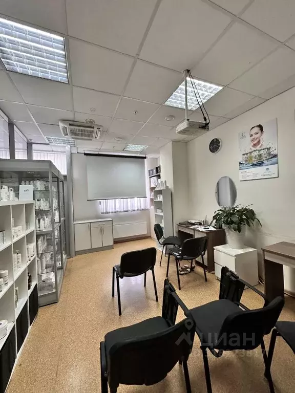 Офис в Свердловская область, Екатеринбург ул. Радищева, 6А (65 м) - Фото 1