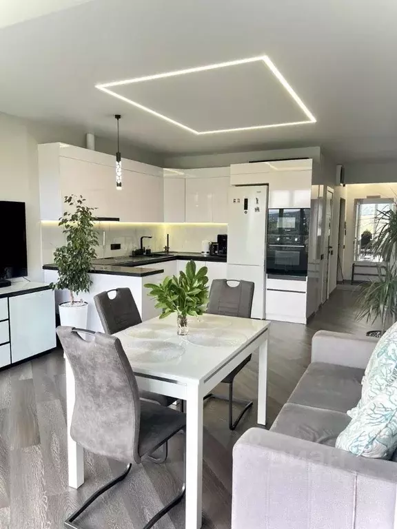 2-к кв. Краснодарский край, Сочи Приморье мкр, ул. Есауленко, 6Ак1 ... - Фото 1