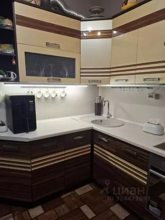 3-к кв. Саха (Якутия), Нерюнгри Южно-Якутская ул., 43/1 (81.7 м) - Фото 2