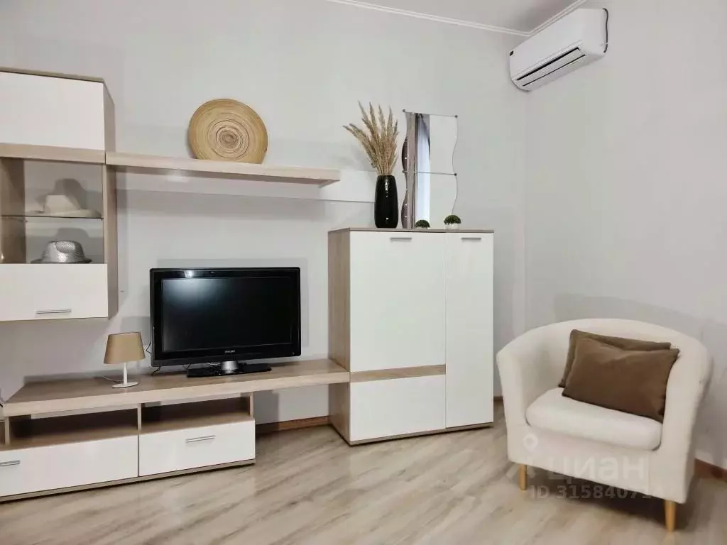 1-к кв. Татарстан, Казань просп. Победы, 139к2 (38.0 м) - Фото 2