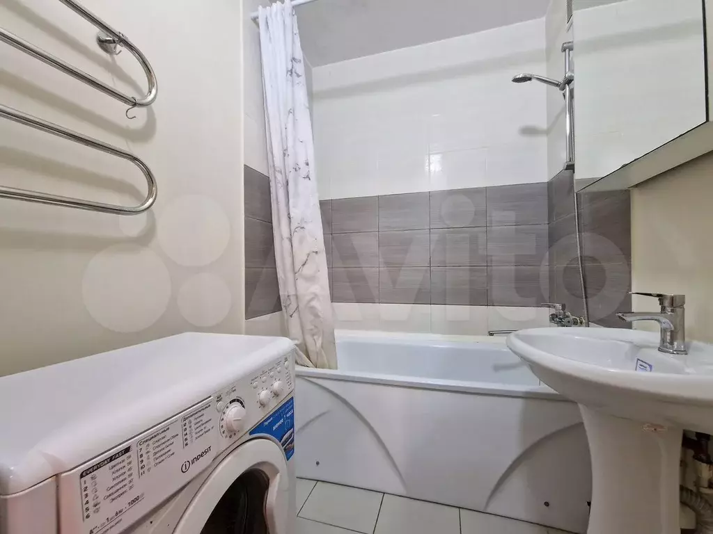 2-к. квартира, 57 м, 9/10 эт. - Фото 1