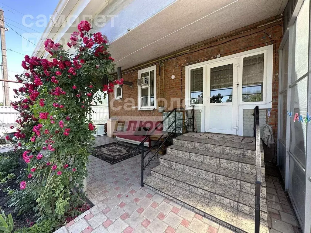 Дом в Краснодарский край, Брюховецкий район, Батуринское с/пос, ... - Фото 1