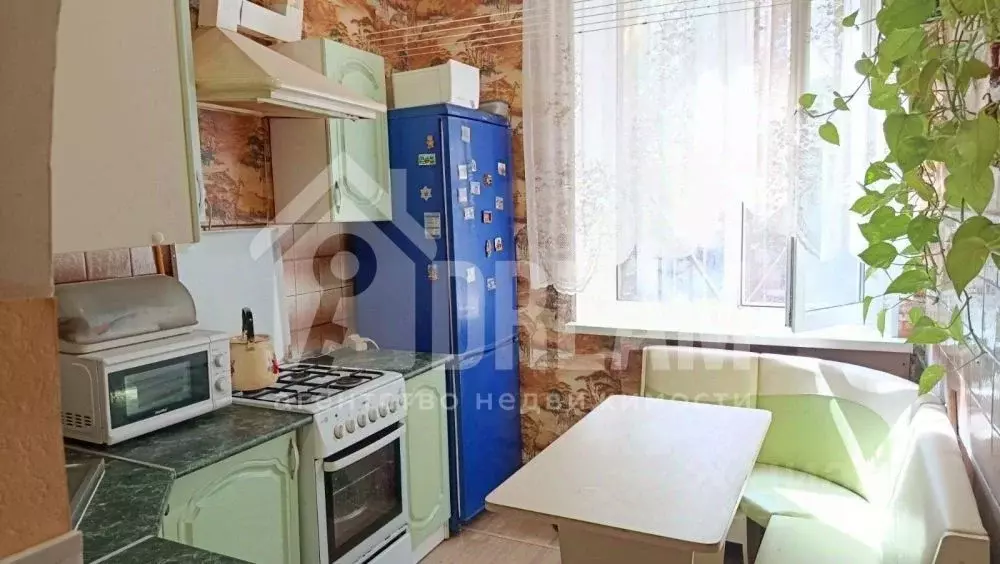 3-к кв. Волгоградская область, Волгоград ул. Борьбы, 17 (68.4 м) - Фото 2