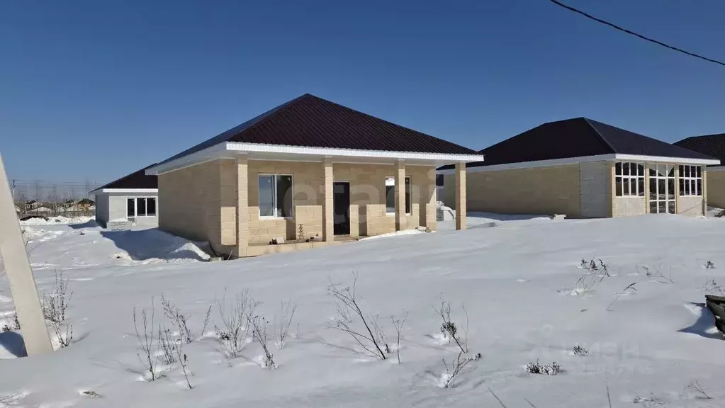 Дом в Башкортостан, Уфа городской округ, с. Нагаево ул. Альпинистов, ... - Фото 1