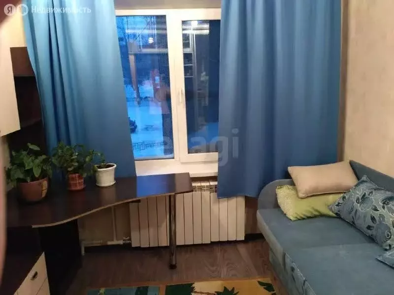 3-комнатная квартира: Ачинск, 3-й Привокзальный микрорайон, 18 (62.4 ... - Фото 1