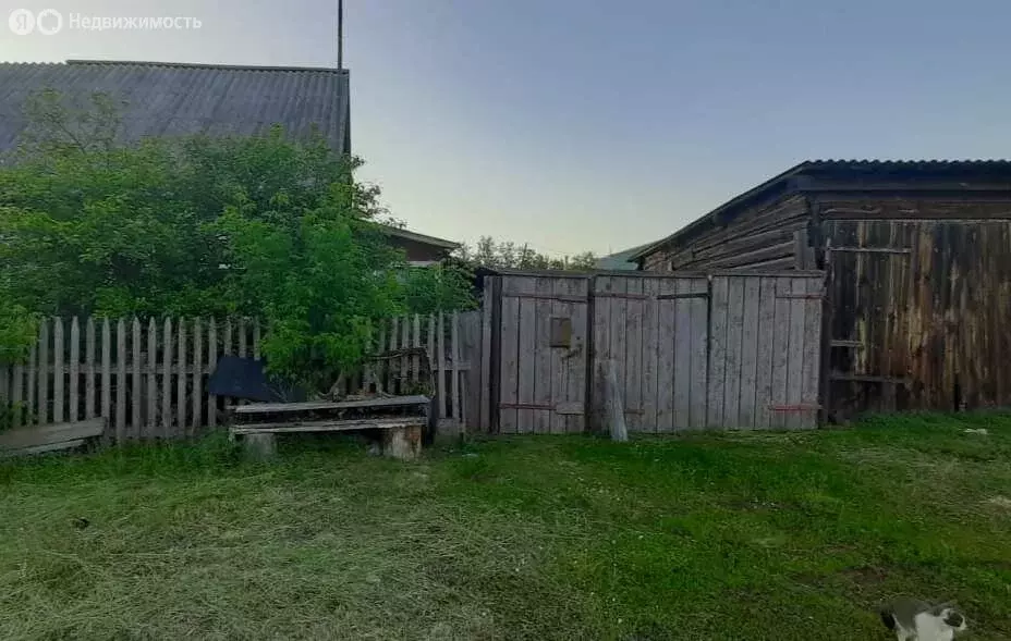 Дом в Бузулукский район, Колтубановский поссовет, посёлок ... - Фото 1