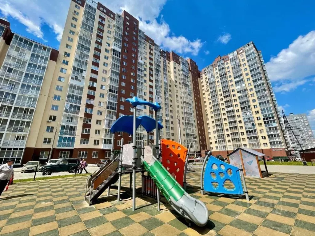 3-к кв. Воронежская область, Воронеж ул. Артамонова, 34Ж (82.95 м) - Фото 1