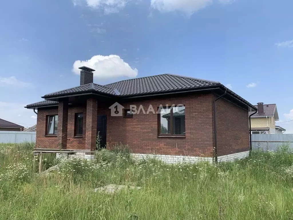 Дом в Воронежская область, с. Новая Усмань ул. Нахимовская, 39 (95 м) - Фото 1