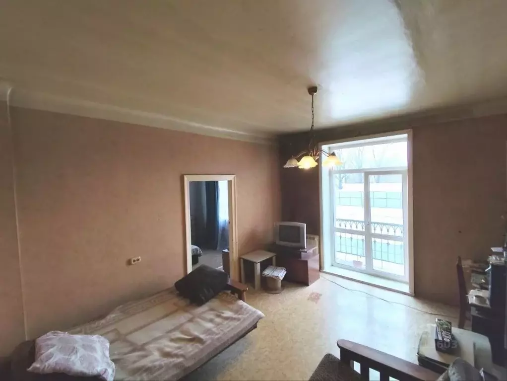 3-к кв. Кемеровская область, Новокузнецк ул. Пирогова, 2 (73.8 м) - Фото 0