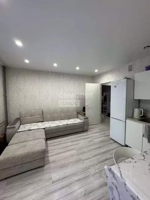 1-к кв. Тюменская область, Тюмень ул. Алматинская, 12 (40.0 м) - Фото 1