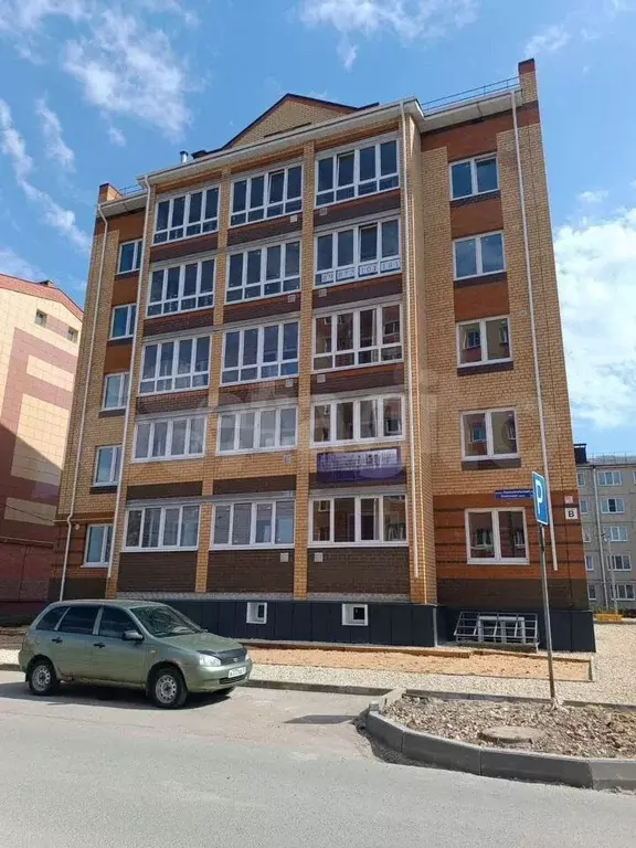 3-к. квартира, 107 м, 4/5 эт. - Фото 1