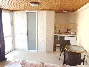 Комната 16 м в 4-к., 2/2 эт. - Фото 1
