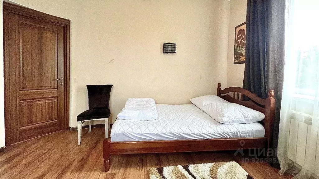 Дом в Москва с. Красная Пахра, ш. Калужское, 10 (550 м) - Фото 2