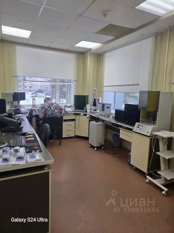 Помещение свободного назначения в Саха (Якутия), Нерюнгри ул. ... - Фото 2