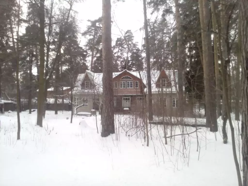 Дом в Московская область, Раменский городской округ, Ильинский рп ул. ... - Фото 1