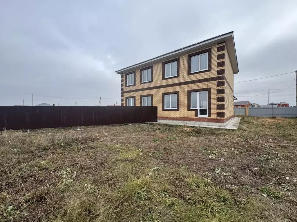 Таунхаус в Башкортостан, с. Кармаскалы ул. Рябиновая, 42 (105 м) - Фото 2