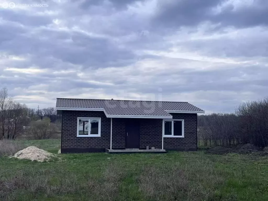 Дом в село Обуховка, Лесная улица (60 м) - Фото 1