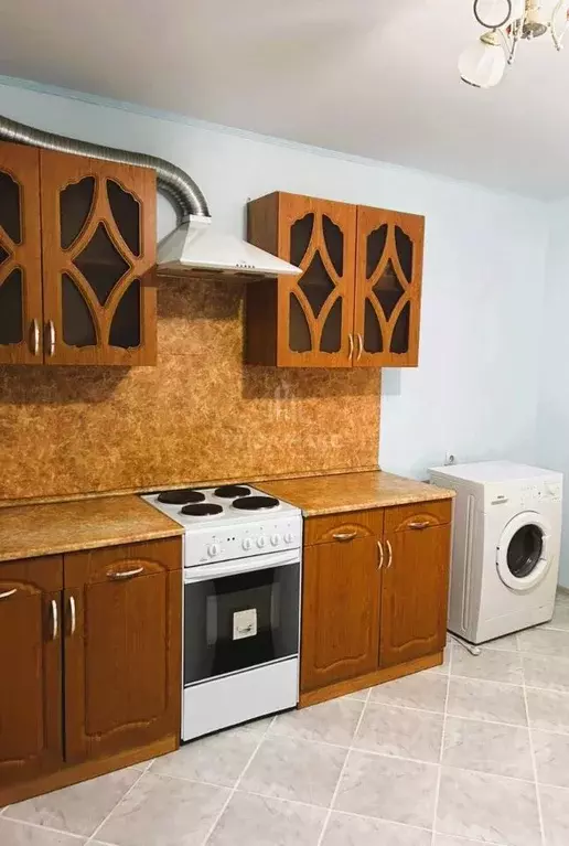 1-к кв. Брянская область, Брянск ул. Ромашина, 32 (52.6 м) - Фото 1