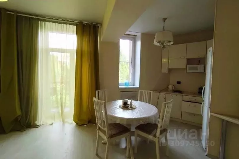 2-к кв. Карелия, Петрозаводск просп. Ленина, 38 (32.0 м) - Фото 1