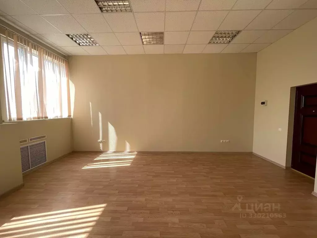 Офис в Свердловская область, Екатеринбург ул. Марата, 17 (28 м) - Фото 2