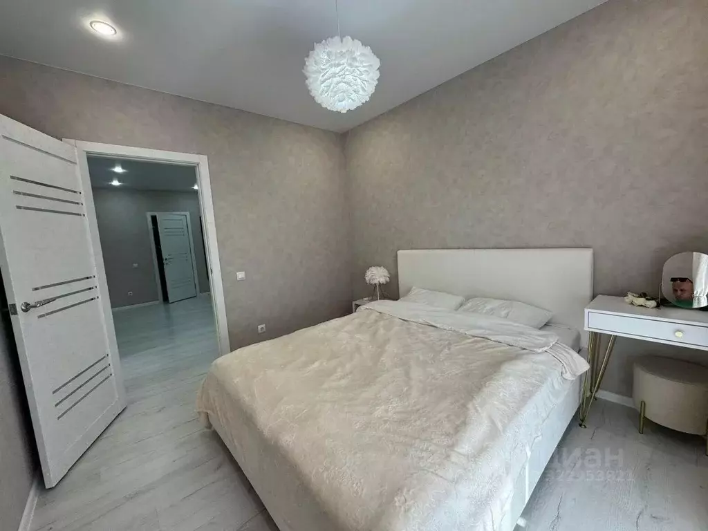 3-к кв. Татарстан, Казань ул. Габдуллы Кариева, 4 (70.0 м) - Фото 1