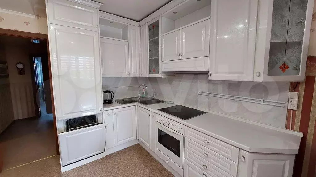 3-к. квартира, 65 м, 3/9 эт. - Фото 0