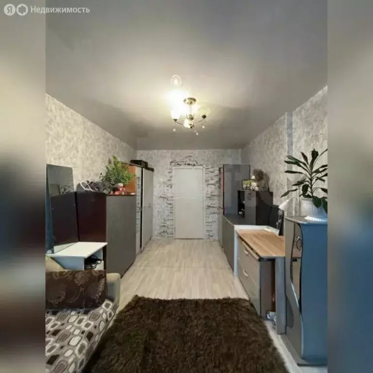 3-комнатная квартира: Челябинск, улица Мира, 41 (55 м) - Фото 0