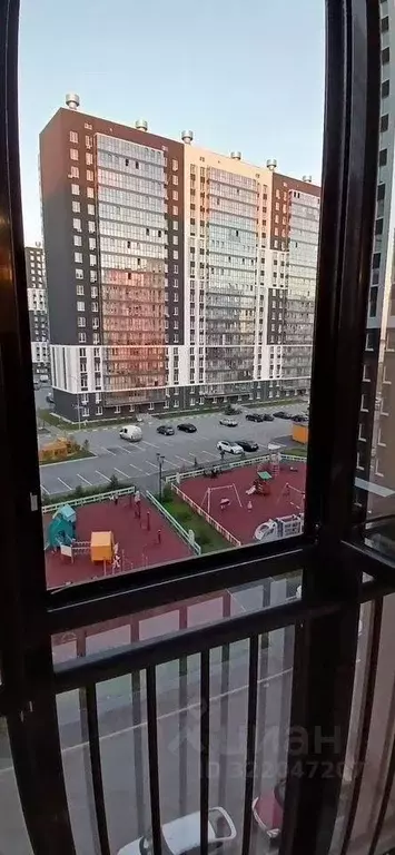 3-к кв. Тюменская область, Тюмень ул. Павла Шарова, 17 (97.0 м) - Фото 2