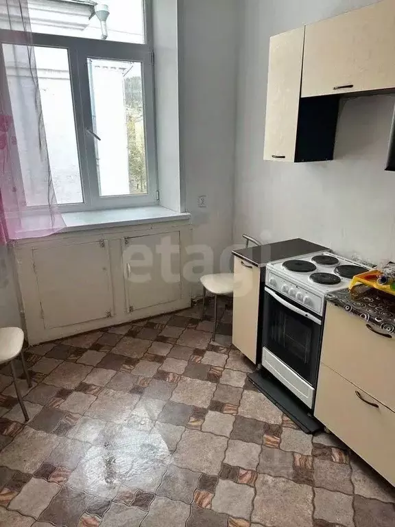 2-к кв. Бурятия, Улан-Удэ ул. Гастелло, 7 (47.0 м) - Фото 1