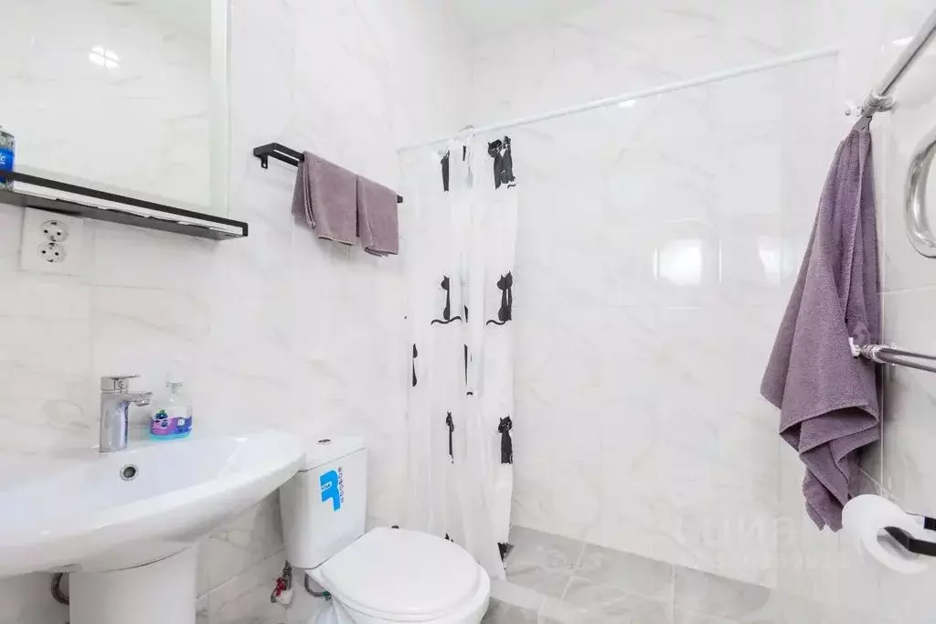 Комната Омская область, Омск наб. Иртышская, 31 - Фото 2