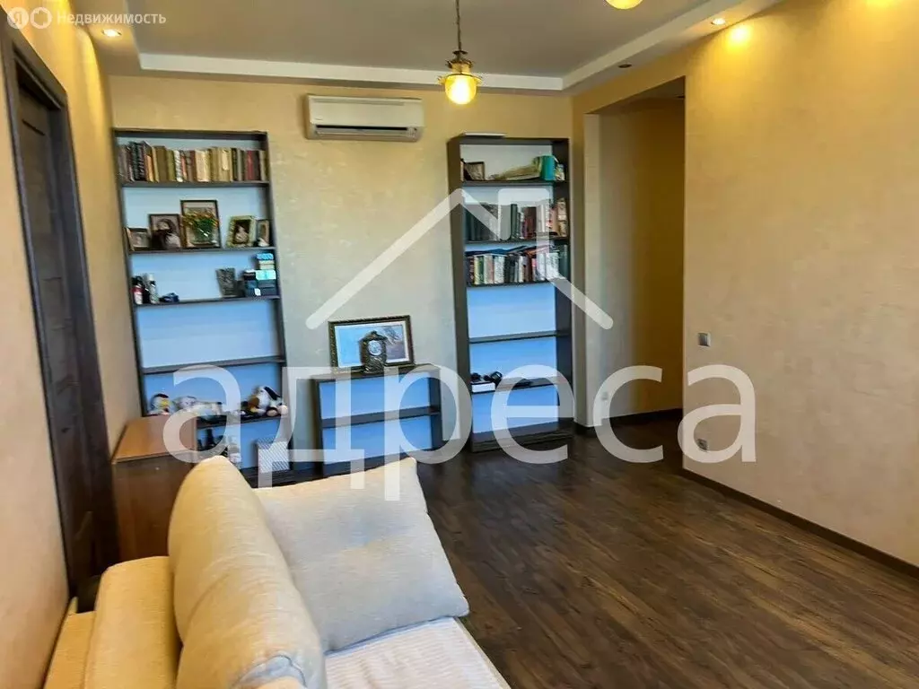 3-комнатная квартира: Самара, Ново-Садовая улица, 4 (68.9 м) - Фото 1