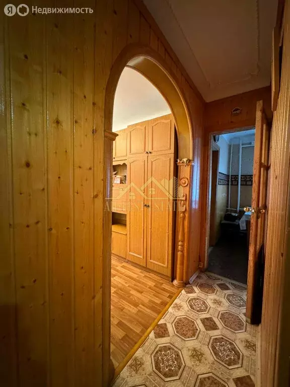 2-комнатная квартира: Владикавказ, Иристонская улица, 5 (40 м) - Фото 1