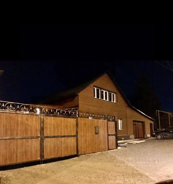 Дом в Свердловская область, Екатеринбург муниципальное образование, ... - Фото 1