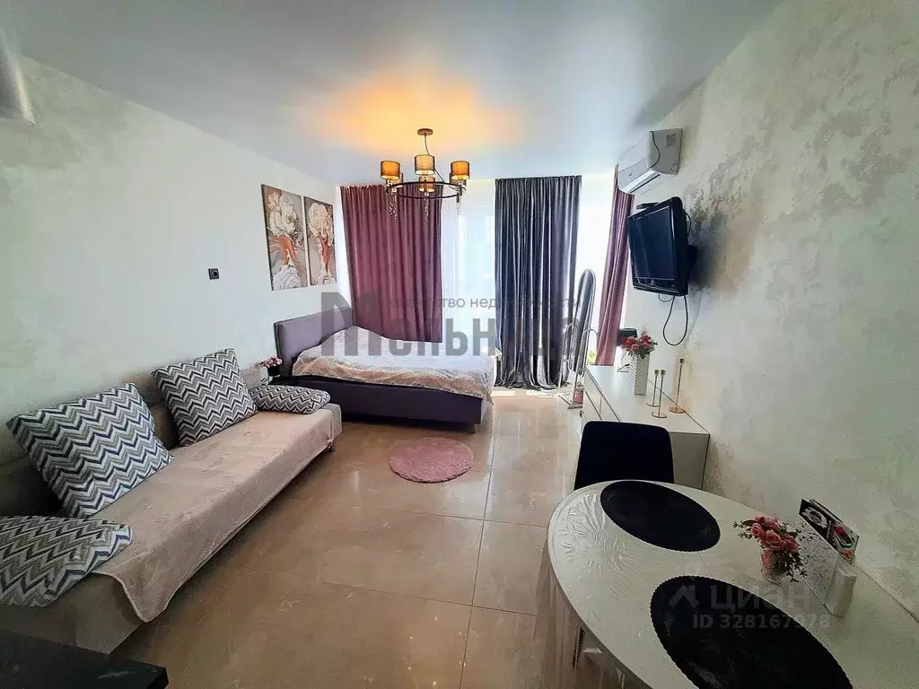 Студия Волгоградская область, Волгоград ул. Степанищева, 4 (27.6 м) - Фото 1