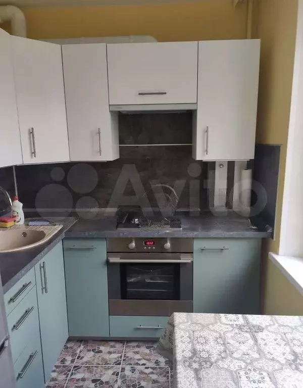 2-к. квартира, 49 м, 1/9 эт. - Фото 1