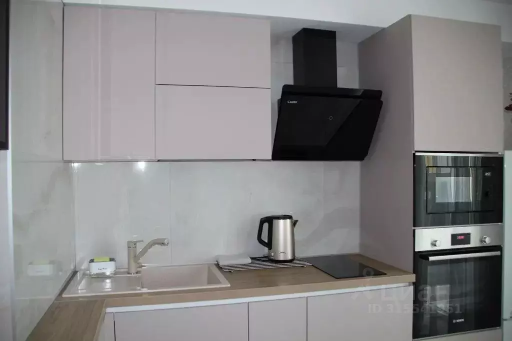 1-к кв. Саратовская область, Саратов проезд 4-й Волжский, 20 (47.0 м) - Фото 2